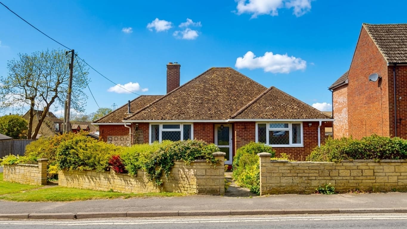 Cumnor Road, Farmoor, OX2